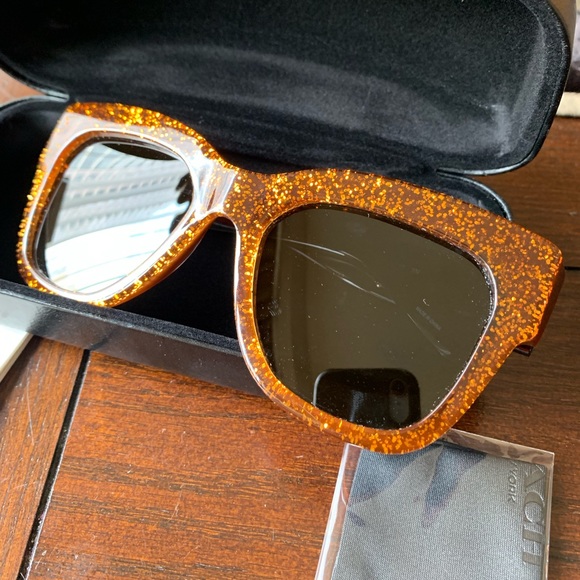 SOLDβοΈAuthentic Coach 56 Oversized Square glitter - Picture 6 of 8